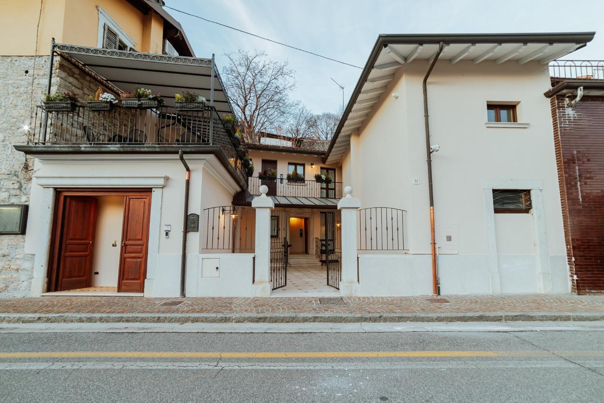 Hotel Alla Sosta Rezzato Esterno foto